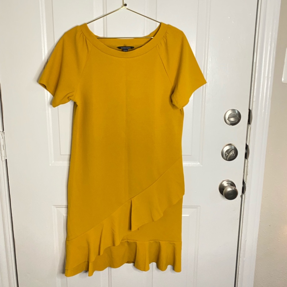 asymmetric dress / short sleeve